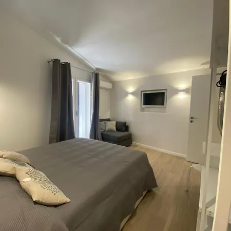 Dellarocca4 בית נופש צ'פאלו